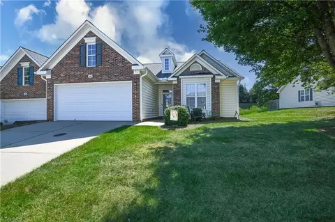 42 Wheelwright Ct, Greensboro, NC 27455