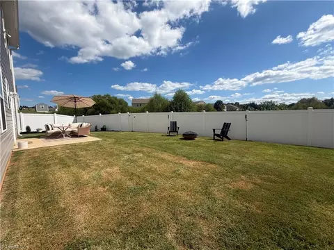 Exterior - 6947 Saddlebred Dr, Trinity, NC 27370 photo 4 of 7