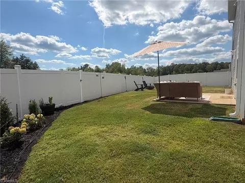 Exterior - 6947 Saddlebred Dr, Trinity, NC 27370 photo 5 of 7