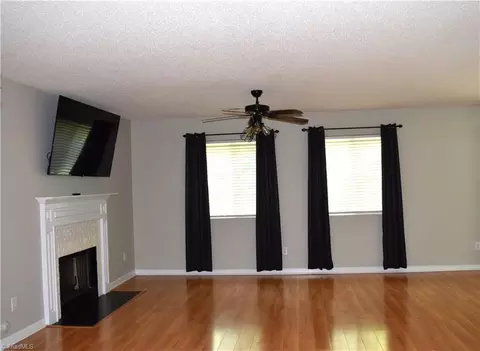 Living - 1015 Cayley Ct, High Point, NC 27260 photo 3 of 4