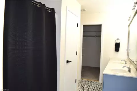 Bath - 1015 Cayley Ct, High Point, NC 27260 photo 2 of 3