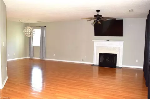 Living - 1015 Cayley Ct, High Point, NC 27260 photo 2 of 4