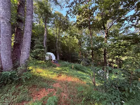 2828 Pine St E, Mount Airy, NC 27030 photo 25