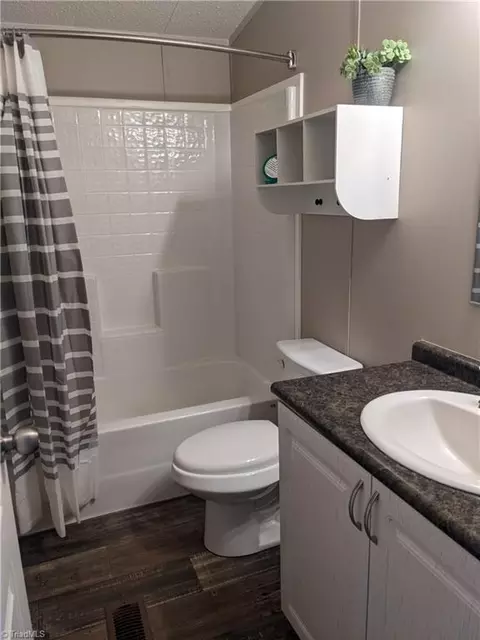 2828 Pine St E, Mount Airy, NC 27030 photo 18