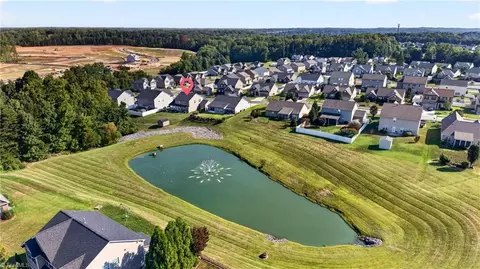 View/Area - 4013 Brayden Dr, High Point, NC 27265 photo 2 of 6