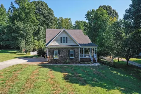 133 Fern Haven Ln, Mocksville, NC 27028