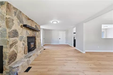 Living - 4484 Virginia Dr, Trinity, NC 27370 photo 9 of 11