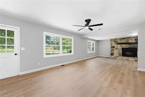 Living - 4484 Virginia Dr, Trinity, NC 27370 photo 2 of 11