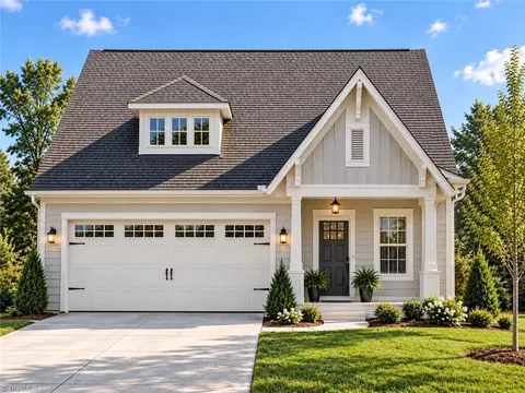 1725 Creekline Dr, Kernersville, NC 27284