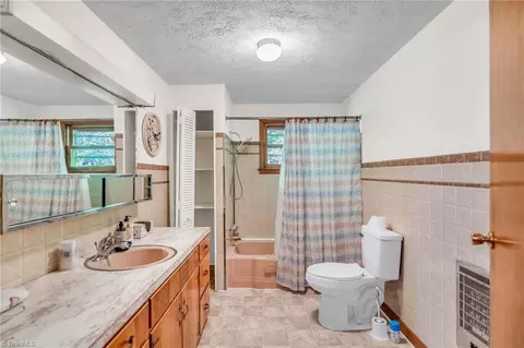 Bath - 480 Roaring Fork Rd, Creston, NC 28615 photo 1 of 2