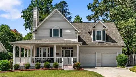 805 Montpelier Dr, Greensboro, NC 27410