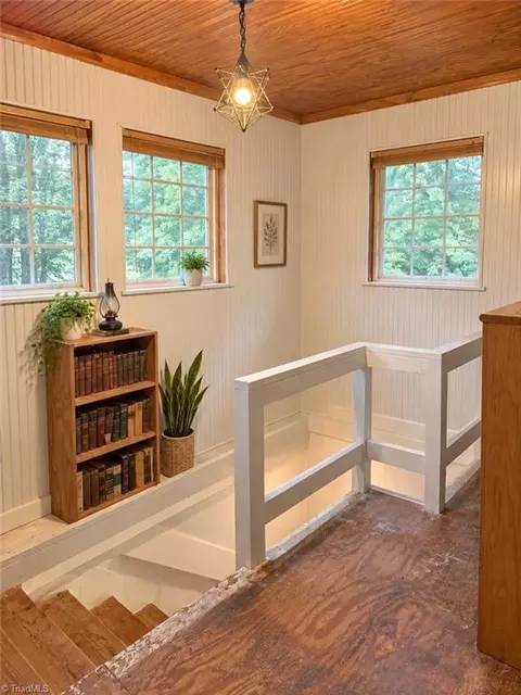 Entry Way - 6468 Hampton Rd, Clemmons, NC 27012 photo 2 of 3