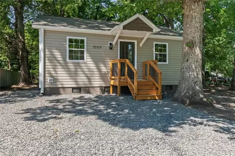1009 Sykes Ave, Greensboro, NC 27405