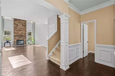 Entry Way - 1814 Castle Gate Ct, High Point, NC 27265 photo 1 of 5