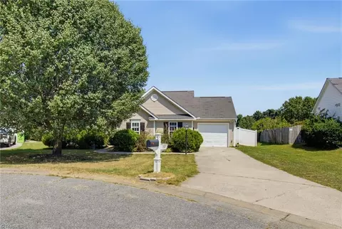 5021 Teal Ct, Winston Salem, NC 27127