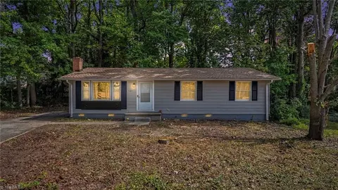 1301 Clegg St, Greensboro, NC 27407