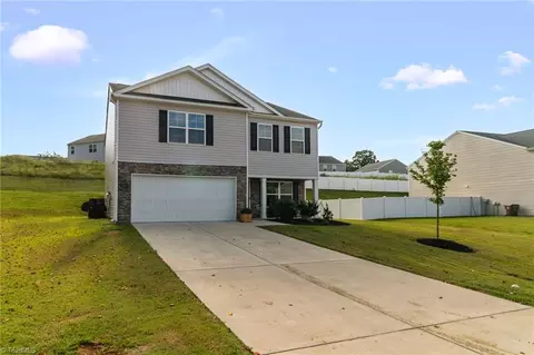 Exterior - 5140 Payne St, Trinity, NC 27370 photo 4 of 10