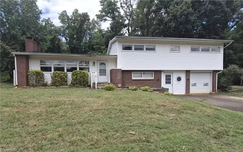 6230 Stanleyville Dr, Rural Hall, NC 27045