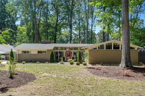 105 Falkener Dr, Greensboro, NC 27410