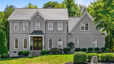 2315 Baytree Dr, Greensboro, NC 27455