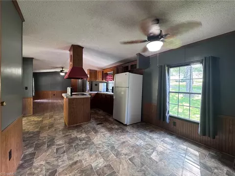 210 Star View Dr, King, NC 27021 photo 11