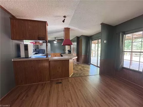 210 Star View Dr, King, NC 27021 photo 8