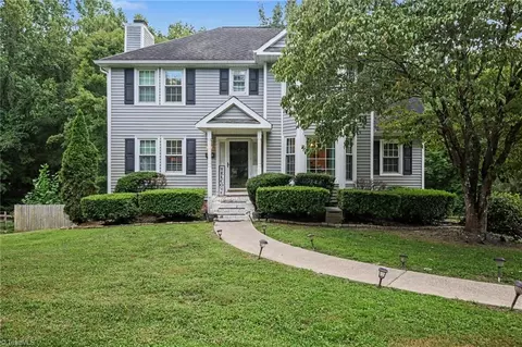 Exterior - 6005 Stone Bluff Dr, Clemmons, NC 27012 photo 3 of 9