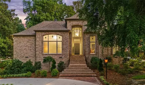 3300 Forsyth Dr, Greensboro, NC 27407