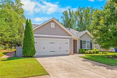 1466 Weatherend Dr, Rural Hall, NC 27045