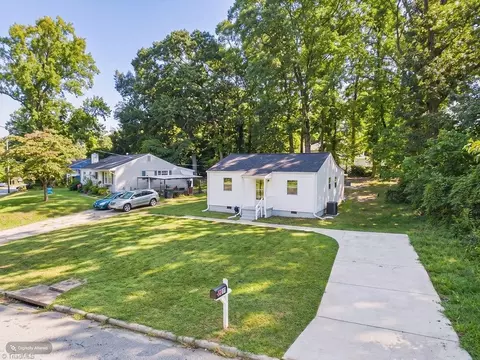 2911 Dexter Ave, Greensboro, NC 27407