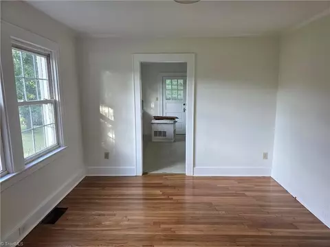 Living - 607 Main St W, Pilot Mountain, NC 27041 photo 5 of 9