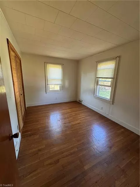 Bedroom - 200 King St W, King, NC 27021 photo 1 of 2