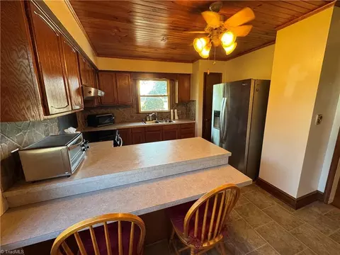 Kitchen - 200 King St W, King, NC 27021 photo 3 of 5