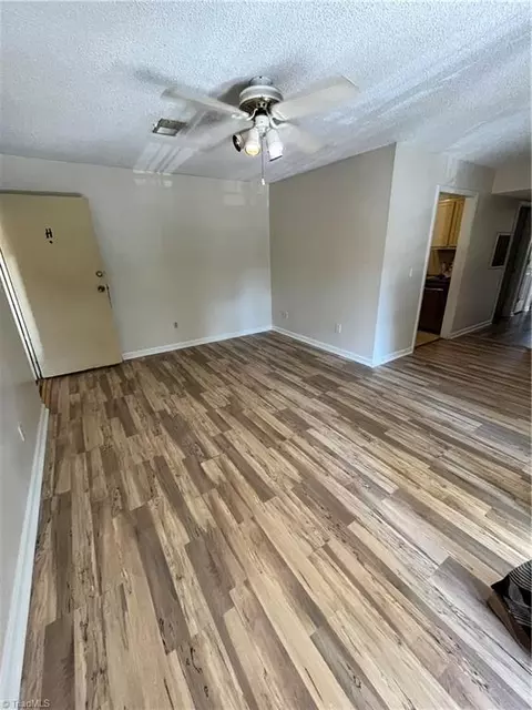 4606 Lawndale Dr, Greensboro, NC 27455