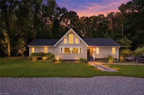 5616 Cates Dr, Greensboro, NC 27409