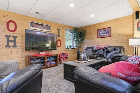 Living - 2235 Buck Mountain Rd, Purlear, NC 28665 photo 5 of 6