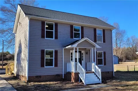 4505 Southern Webbing Mill Rd, Greensboro, NC 27405