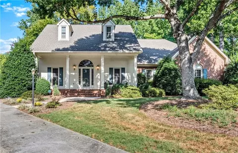 404 Drexmore Ct, Winston Salem, NC 27103