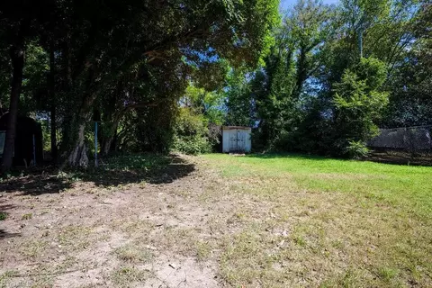 Exterior - 208 Underhill St, High Point, NC 27260 photo 2 of 3