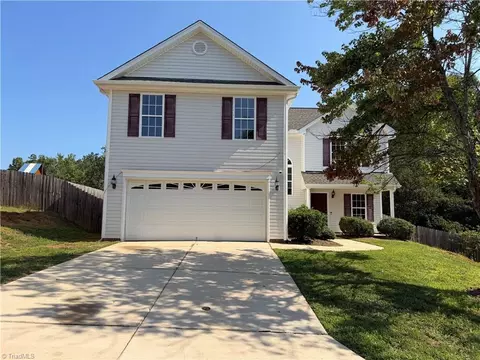 1913 Foust Rd, Greensboro, NC 27405
