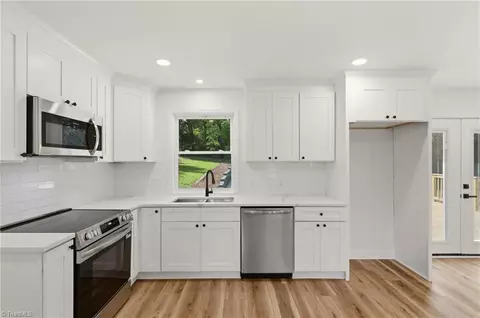 Kitchen - 5519 Windemere Cir, Trinity, NC 27370 photo 2 of 2