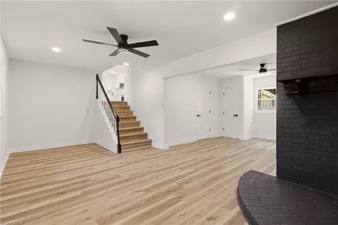 Living - 5519 Windemere Cir, Trinity, NC 27370 photo 6 of 7