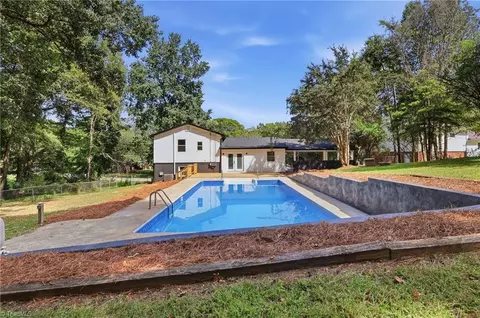 Exterior - 5519 Windemere Cir, Trinity, NC 27370 photo 8 of 8