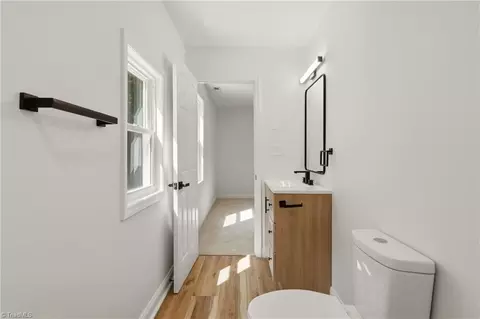 Entry Way - 5519 Windemere Cir, Trinity, NC 27370 photo 1 of 1