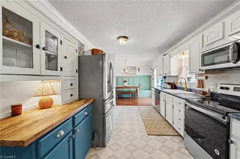 Kitchen - 1075 Bailey Rd, Germanton, NC 27019 photo 4 of 4