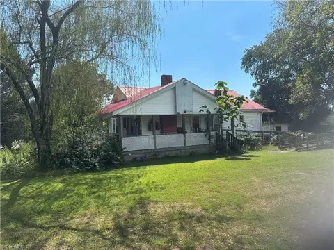 2520 Windy Ridge Rd, North Wilkesboro, NC 28659