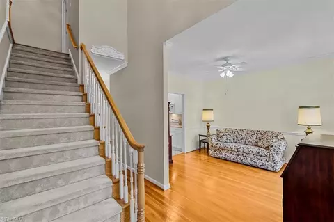 Entry Way - 2729 Red Run Ct, High Point, NC 27265 photo 2 of 6