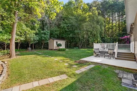 Exterior - 2729 Red Run Ct, High Point, NC 27265 photo 8 of 10