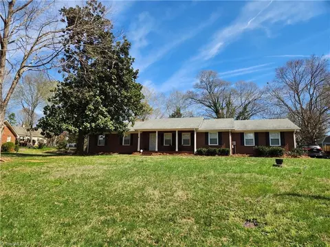 4880 Hawkwood Trl, Winston Salem, NC 27103