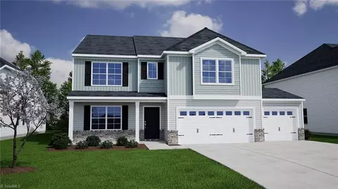 4729 Halter Dr, Clemmons, NC 27012